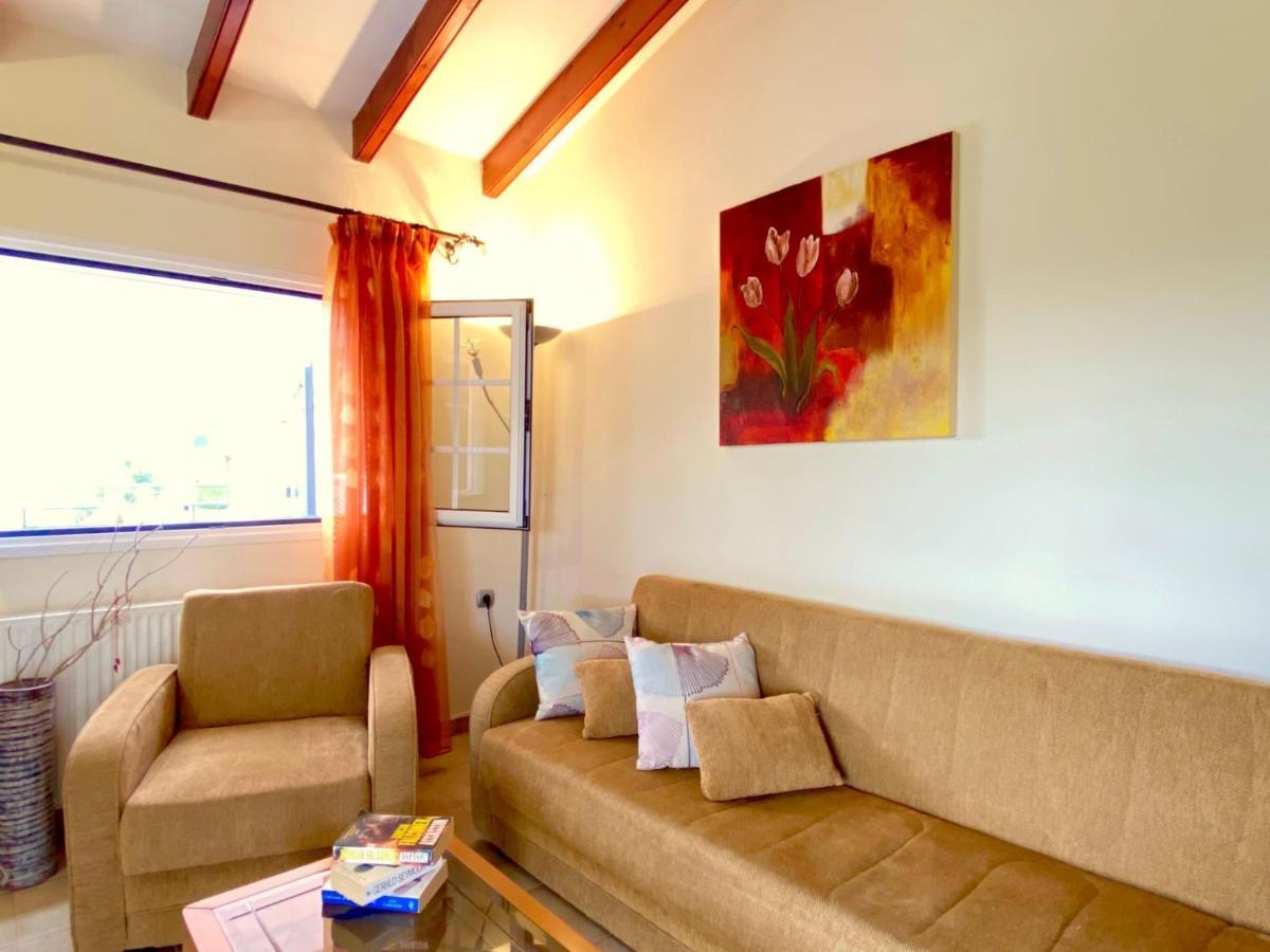 Asteraki Poolside Apartment By Dadovillas Acharavi  Eksteriør billede